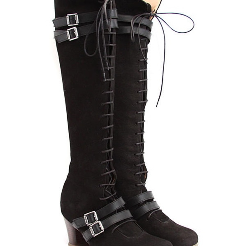 John Fluevog Black Operetta Hjordis